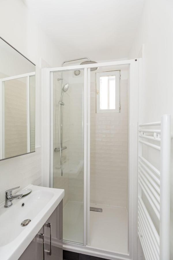 Ferienwohnung Nice 32 M Renovated And With Comfort In Paris Exterior foto